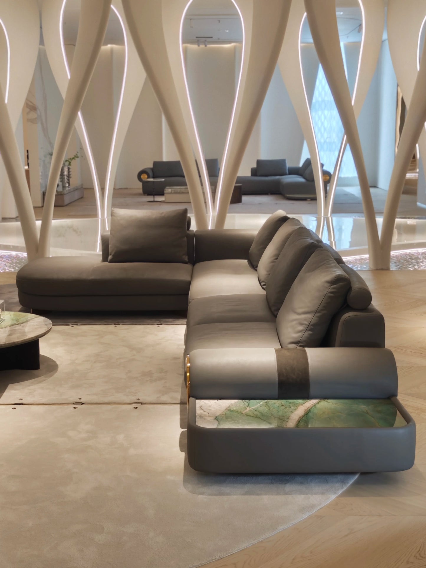 Modern European luxury villa split sofa can be customized living room modular set leather fabric wooden sponge