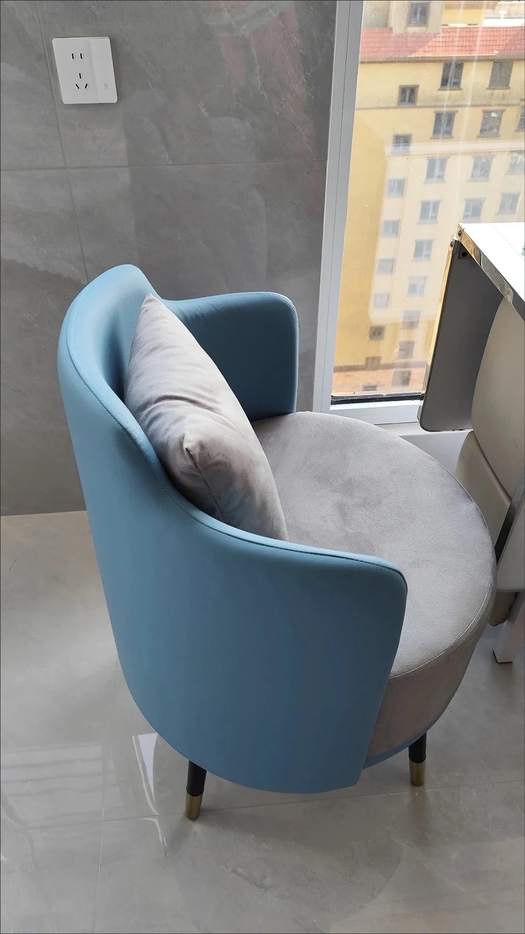 Office Furniture Set Meeting Table And Chairs Combination for Reception Room Lounge Sofa And Coffee Table