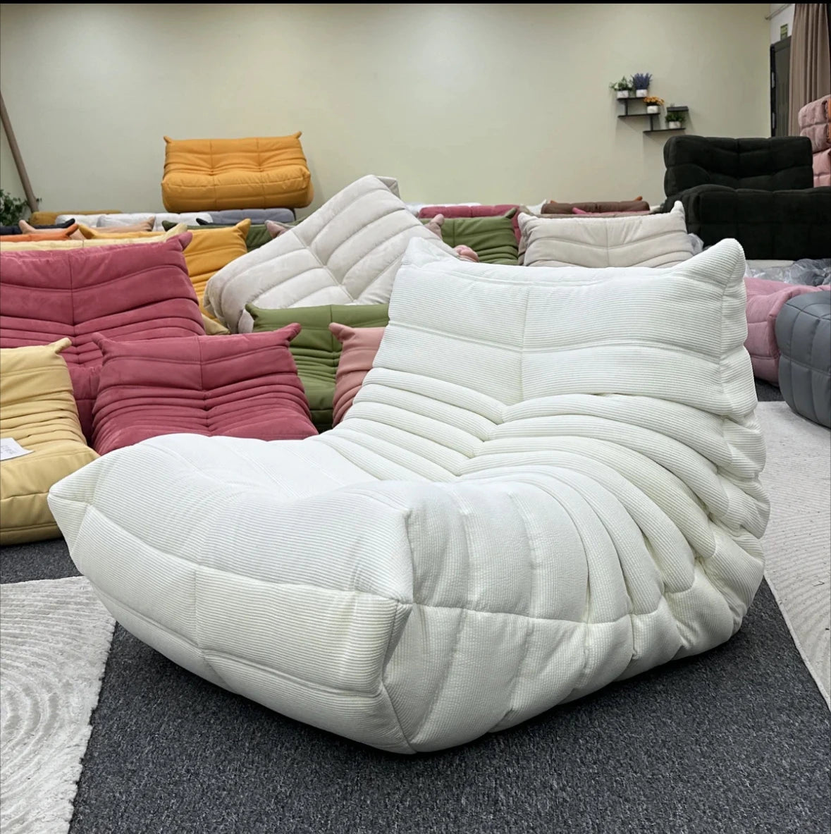 Lazy sofa, togo caterpillar sofa, light luxury, simple Internet celebrity creative chair, suede freehand space recliner