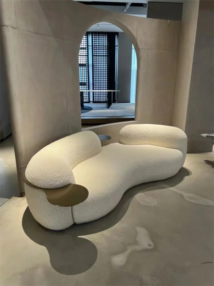 Cream wind creative curved sofa light luxury Italian minimalist pea small apartment guest leisure lamb wool fabric sofa