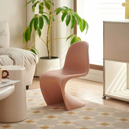 Celebrity Dining Tables and Chairs, Nordic Dining Chairs, Designers Can Stack Chairs, Backrests, Makeup Stool Trending Design