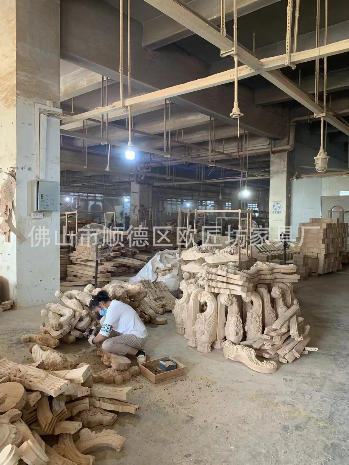 Solid wood dining table and chair combination size household, European style, carved