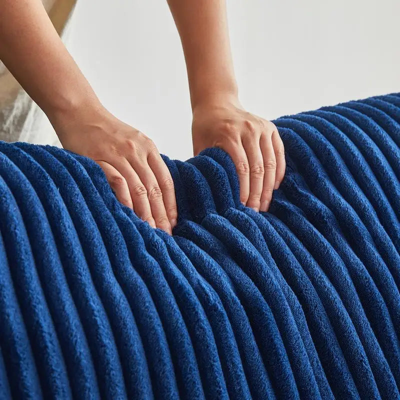 Reversible U-Shaped Flannel Sectional Sofa, Spacious & Comfortable with Plush Cushions, Ideal for Modern Living Rooms