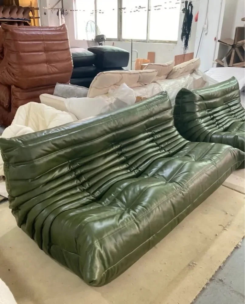 Three seater sofa, Corduroy, technology fabric, leather, and suede materials can all be made, suitable for trendy decoration
