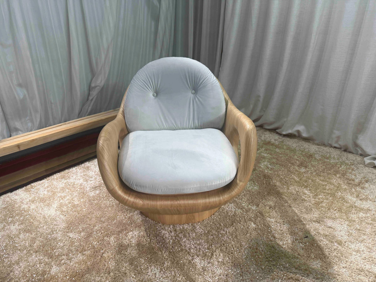 2025 Italian New Creative Lounge Chair Relaxed Leisure Lying Down Lounge Minimalist Rocking Chair Velvet Fabric Lounge Chair