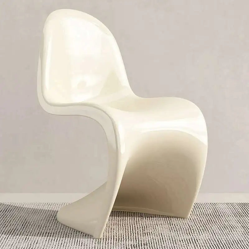 Nordic Plastic Dining Chairs Transparent Lazy Designer Ergonomic Dining Chairs Accent Desk Minimalist Muebles Acrylic Furniture