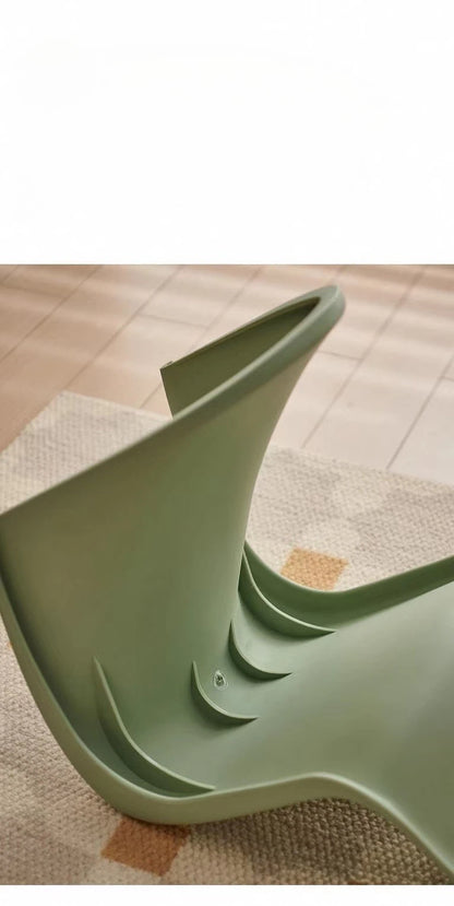 Celebrity Dining Tables and Chairs, Nordic Dining Chairs, Designers Can Stack Chairs, Backrests, Makeup Stool Trending Design