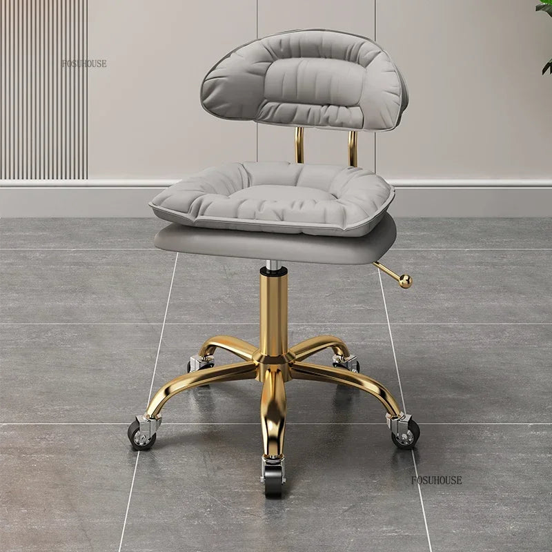 Italian Professional Barber Chairs for Beauty Salon Furniture Barber Chair Minimalist Lift Backrest Salon Chair for Hair Stylist
