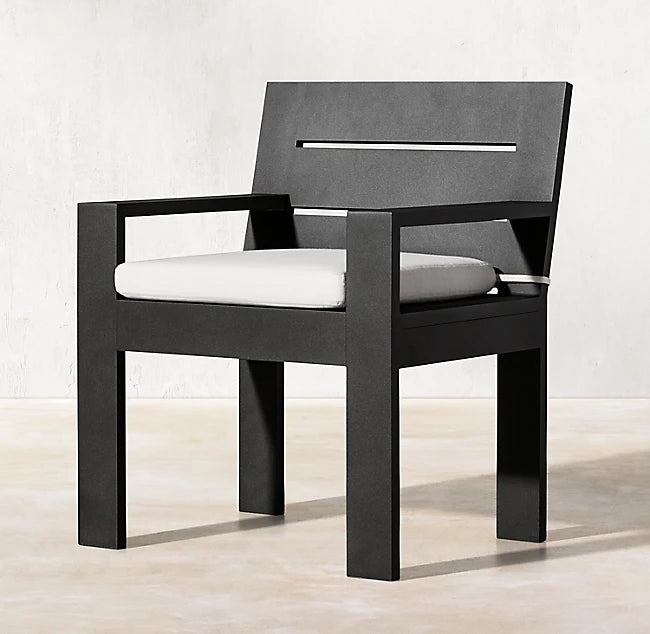 Hot Sale Marbella Aluminum Outdoor Table and Chairs Hotel Luxury Black Metal Outdoor Furniture Aluminum Outdoor Dining Set